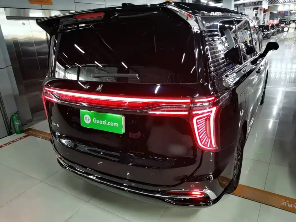 Hongqi HQ9 PHEV 2025 2024 Model 2.0T AWD Business Edition