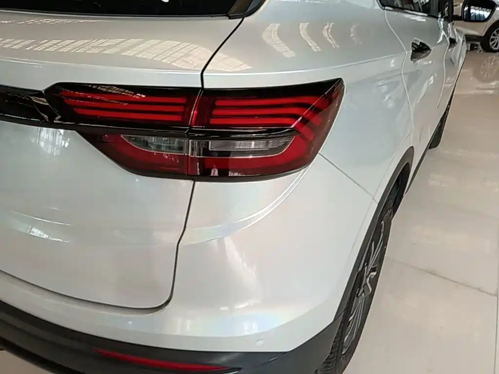 Geely Coolray 2024 2023 1.5T DCT Platinum Edition