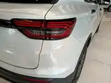 Фото 8 - Geely Coolray