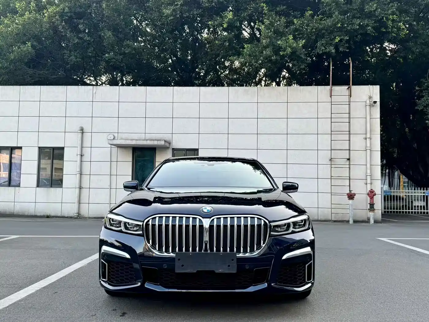 BMW 7 SERIES