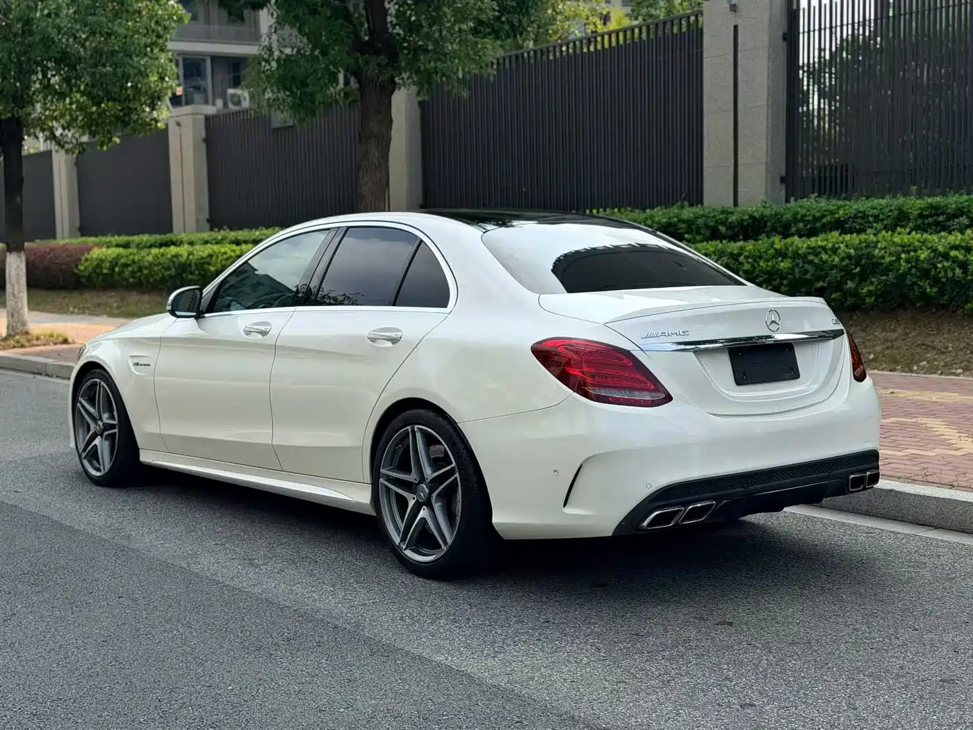 Mercedes-Benz C-Class AMG 2019 2017 AMG C 63