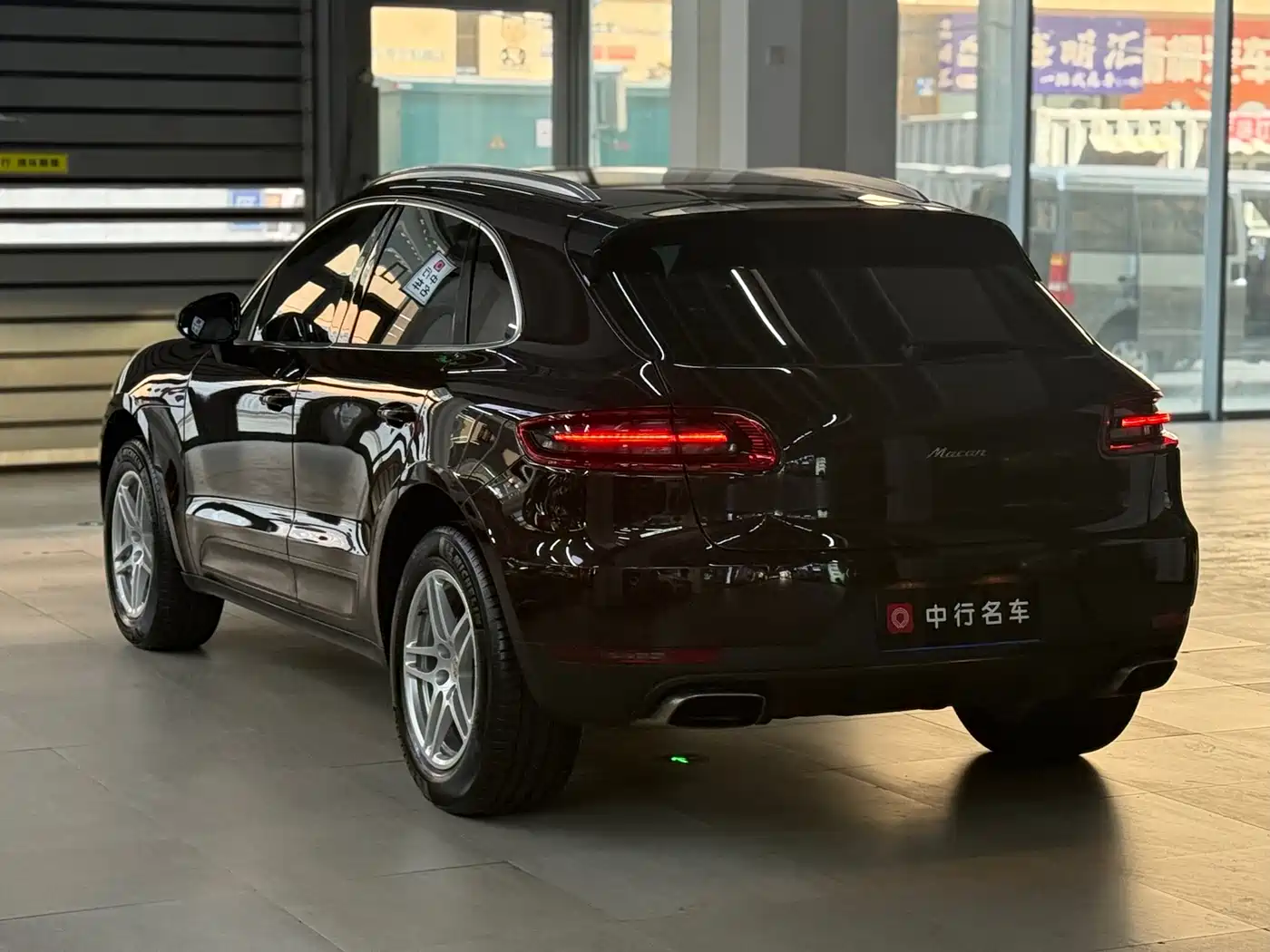 Porsche Macan 2017 Macan 2.0T фото 19