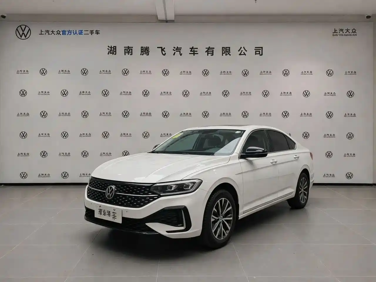 Volkswagen Lavida 2024 Model 300TSI DSG Starlight Leading Edition фото 2