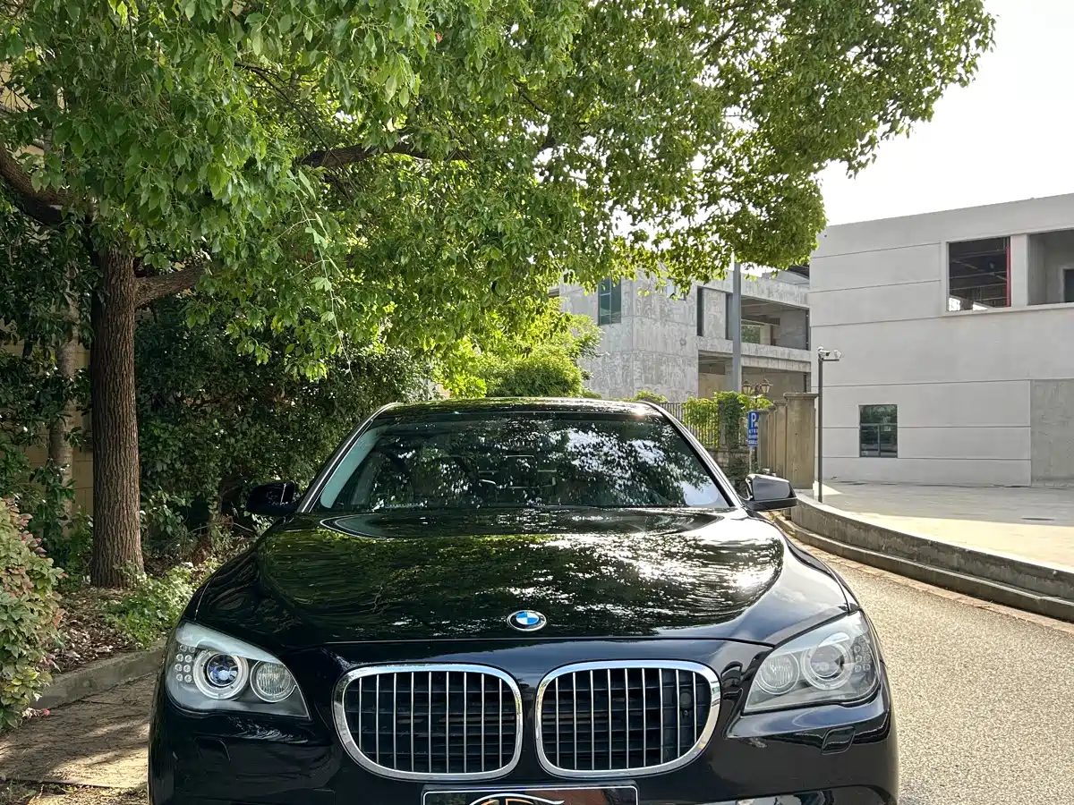 BMW 7 Series 2011 2010 760Li