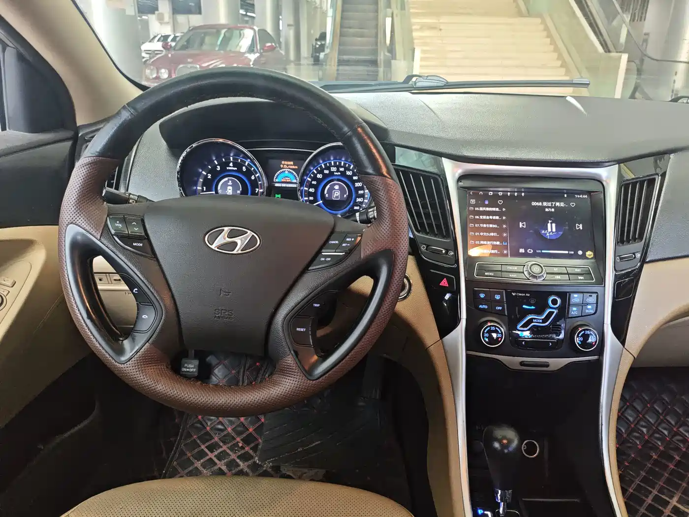 Hyundai Sonata 2011 2011 2.0L Automatic Luxury