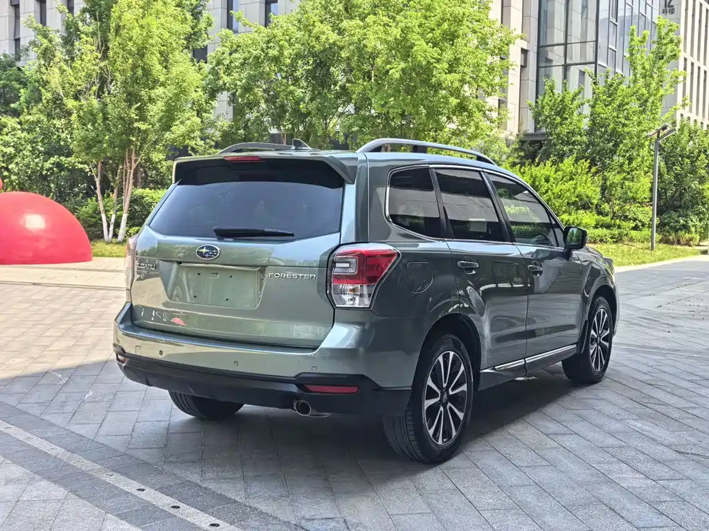 SUBARU FORESTER