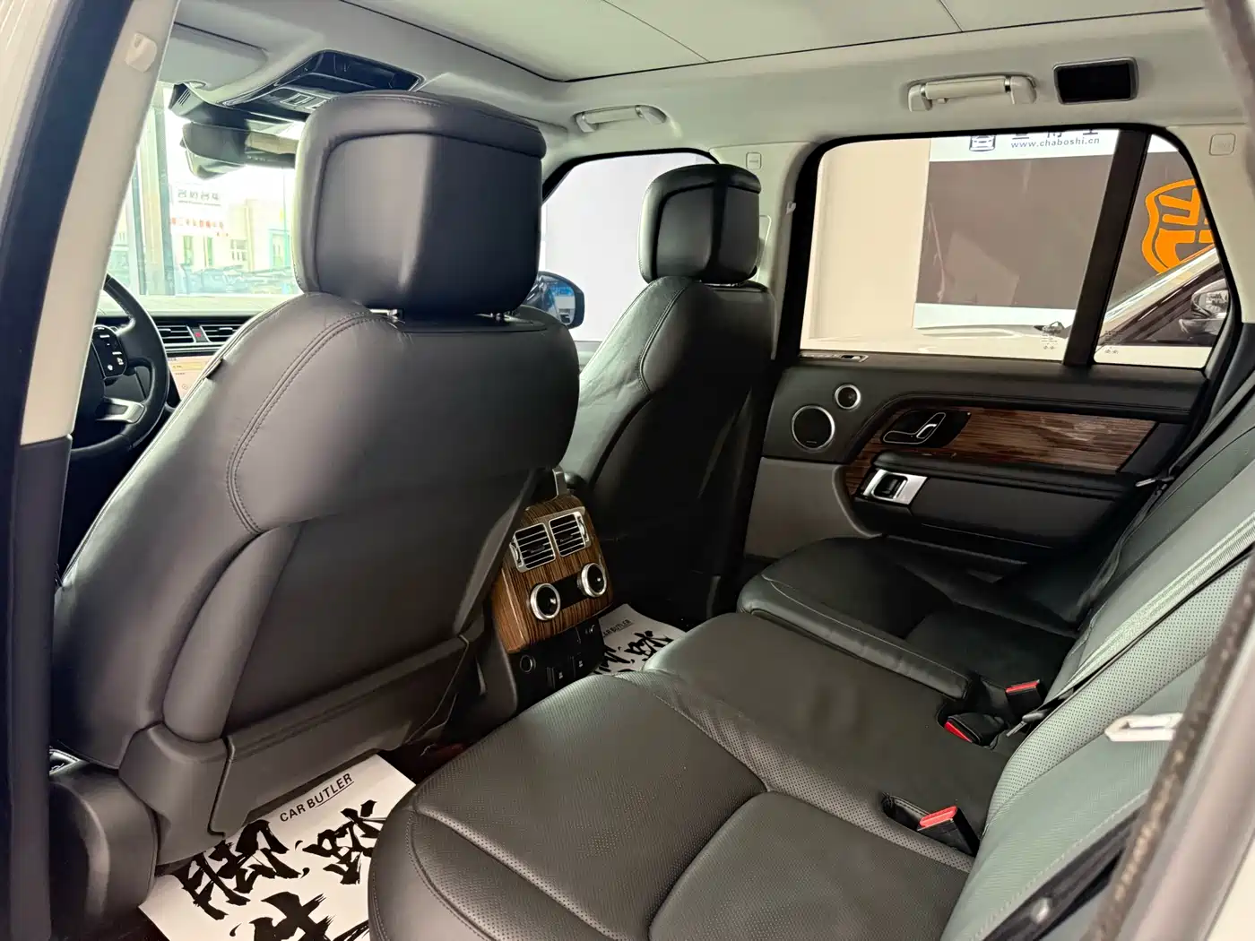 Land Rover Range Rover 2019 3.0 SCV6 Heritage Edition фото 13