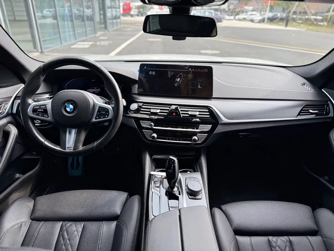 BMW 5 Series (Import) 2021 525i M Sport Package фото 11