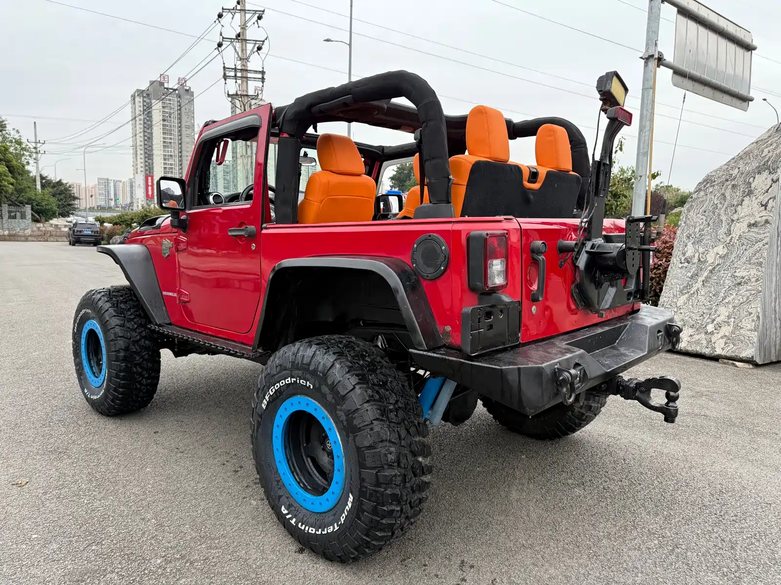 Фото 4 - Jeep Wrangler