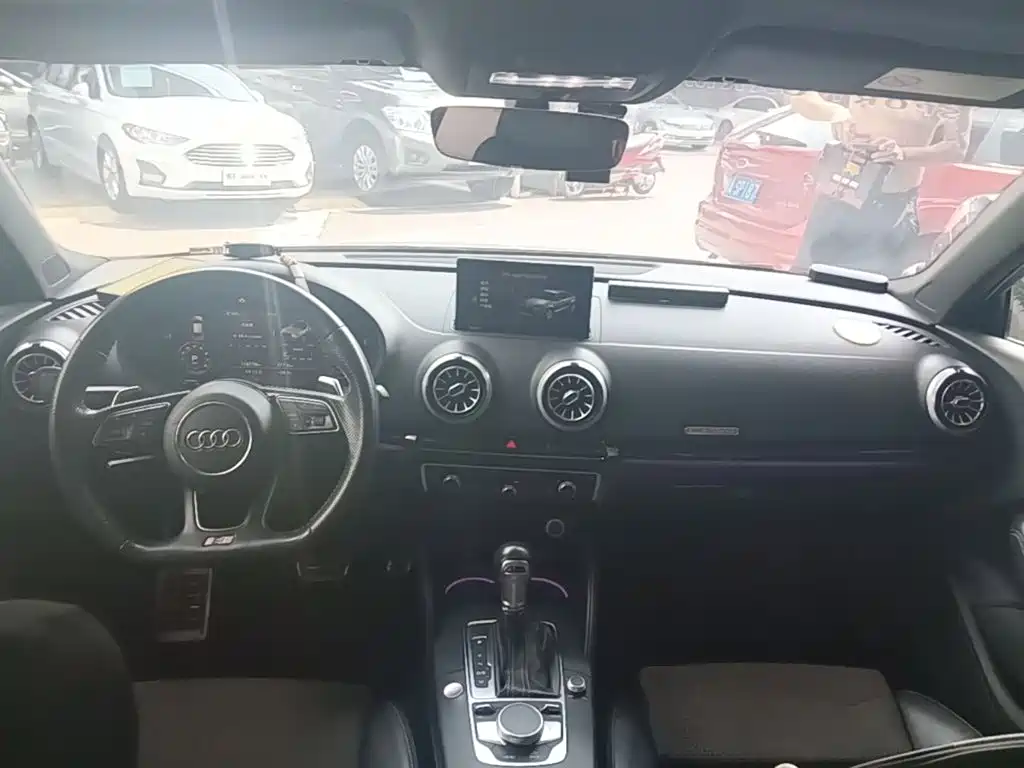 Audi S3 2019 2017 Facelift S3 2.0T Limousine