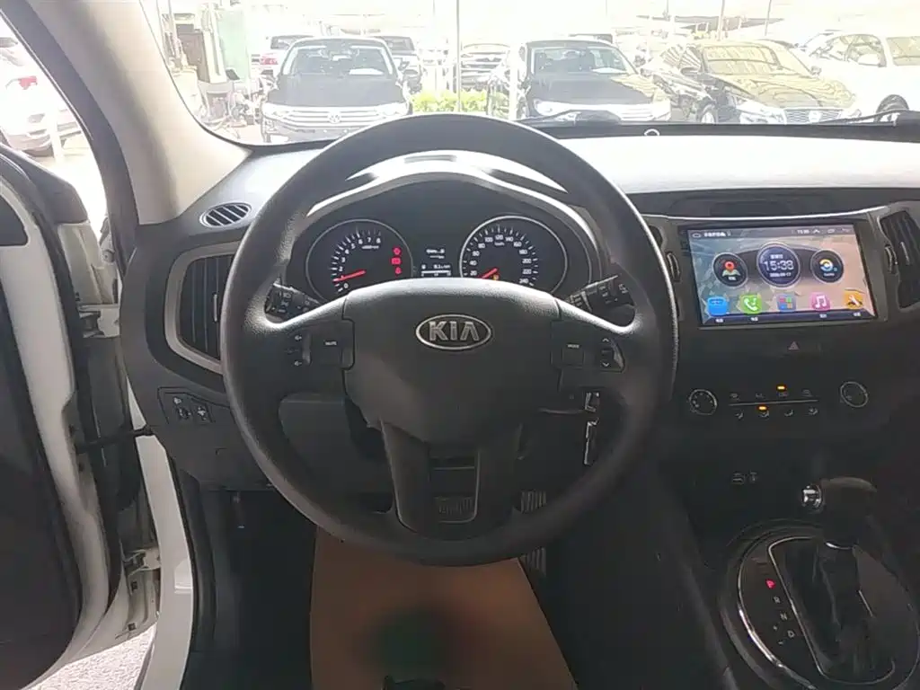 Kia Sportage 2016 2.0L Automatic 2WD GL фото 11