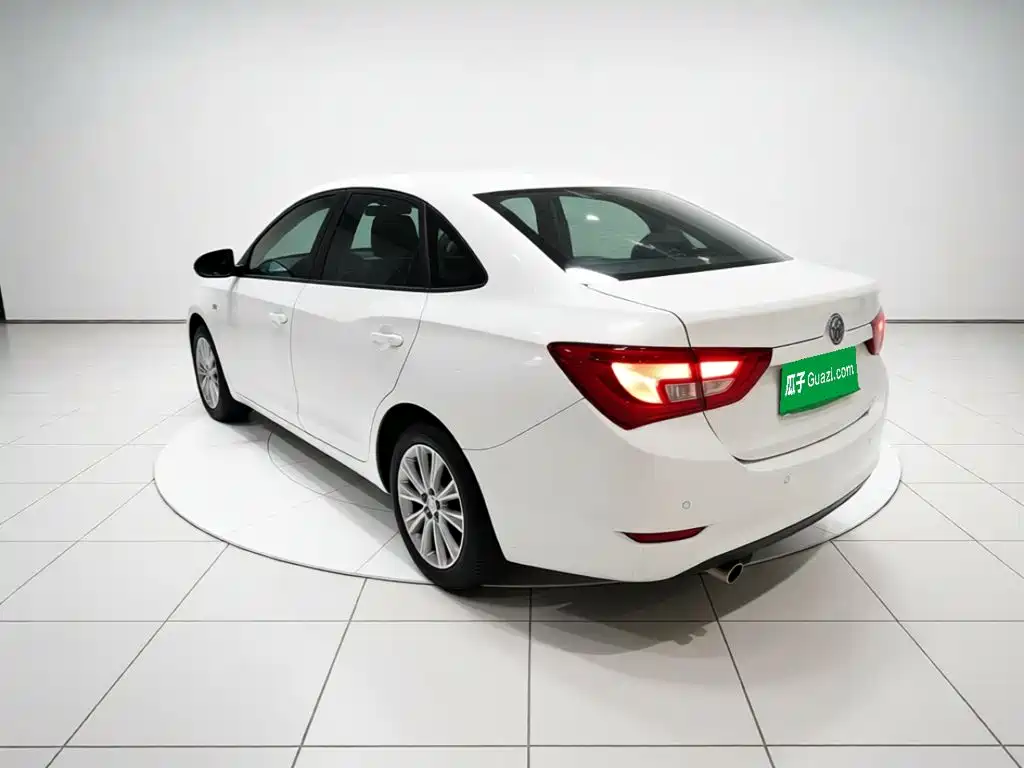 Фото 4 - Buick Excelle