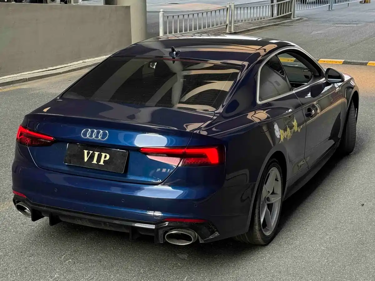 Фото 4 - Audi A5 (Import)