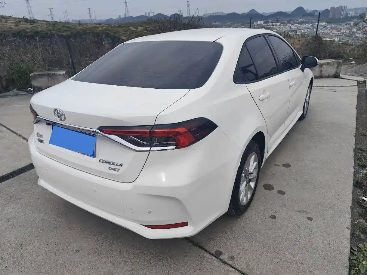 Toyota Corolla 2021 1.2T S-CVT Luxury Edition фото 14