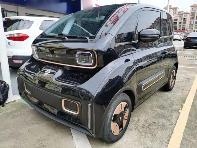 Baojun KiWi EV Дизайнерская, Лайт, литий-NMC аккумулятор