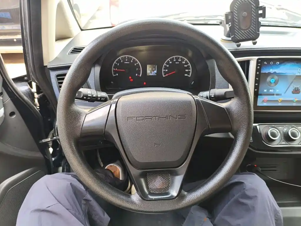 Photo 11 - Dongfeng Fengxing Lingzhi