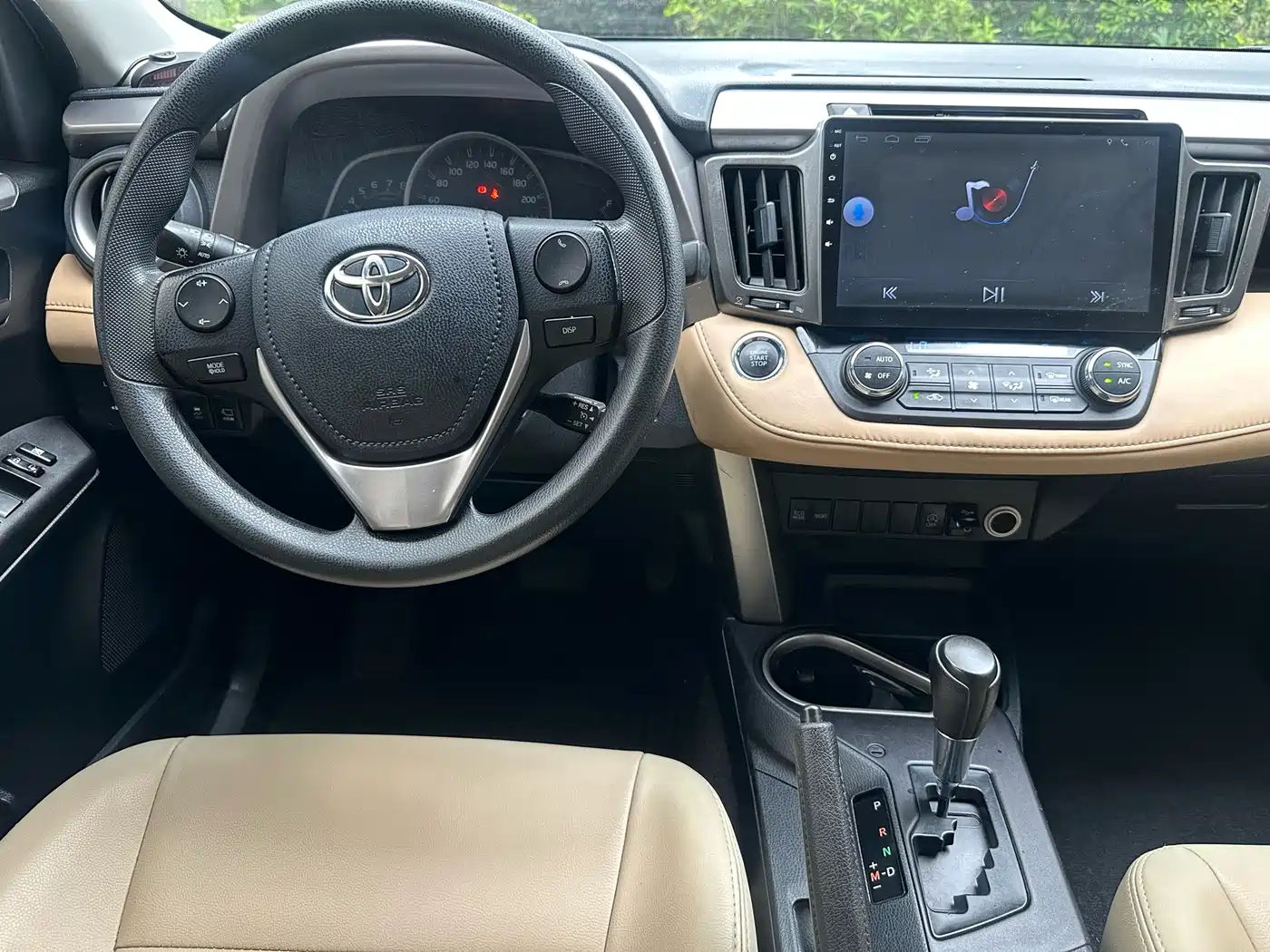 Toyota RAV4 Rongfang 2016 2.0L CVT 2WD Trend (China V) фото 8