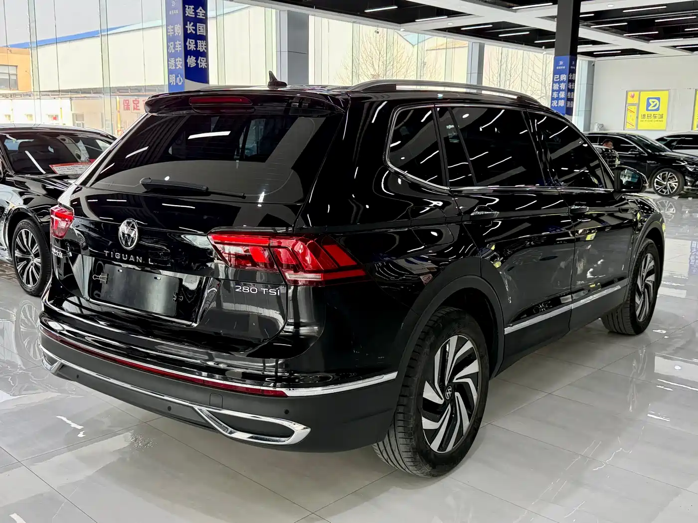 Volkswagen Tiguan L 2023 280TSI 2WD Trend Limited Edition фото 11