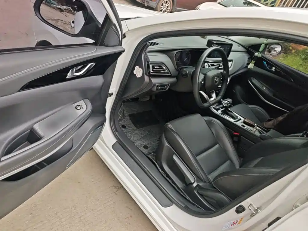 Changan Ruicheng CC 2022 2022 Blue Whale Edition 1.5T DCT Elite