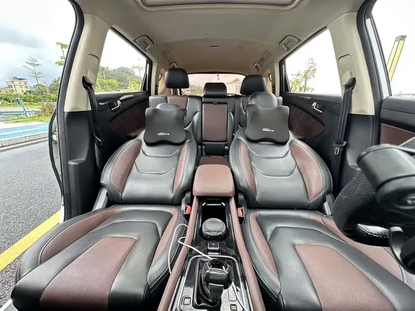 Dongfeng Fengguang Fengguang 580 2018 2017 1.5T CVT Comfort Version