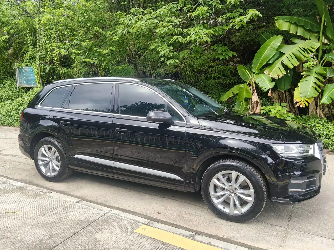 AUDI Q7