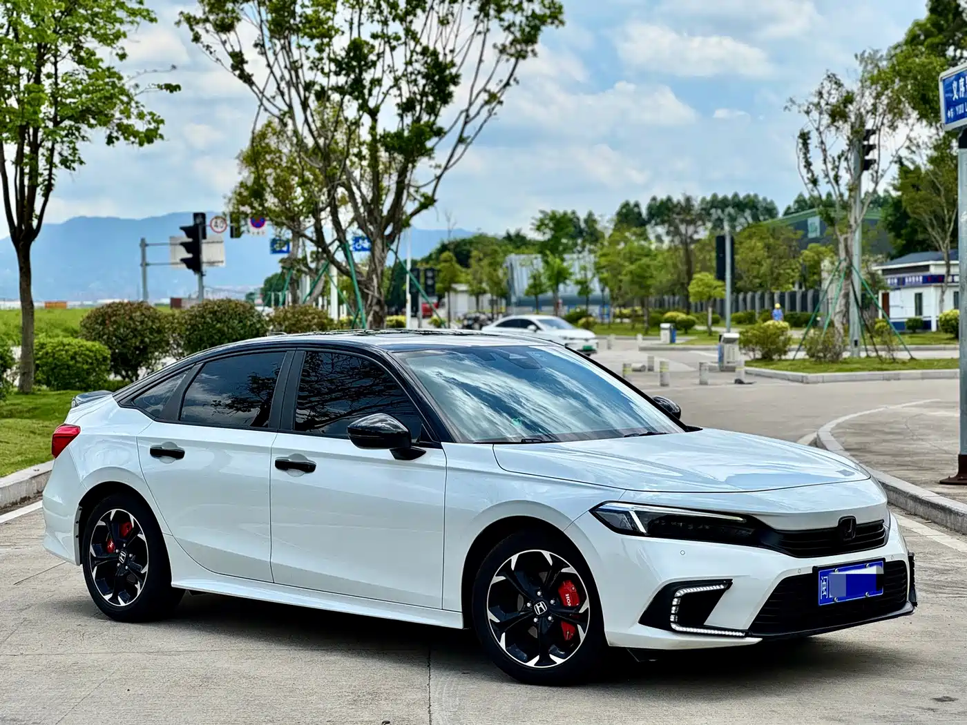 Фото 3 - Honda Civic