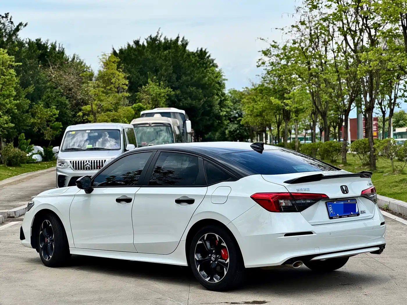 Фото 7 - Honda Civic