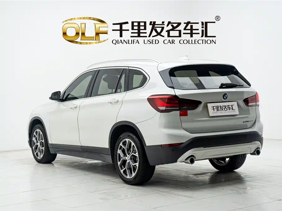 BMW X1 2021 sDrive25Li Leading фото 4