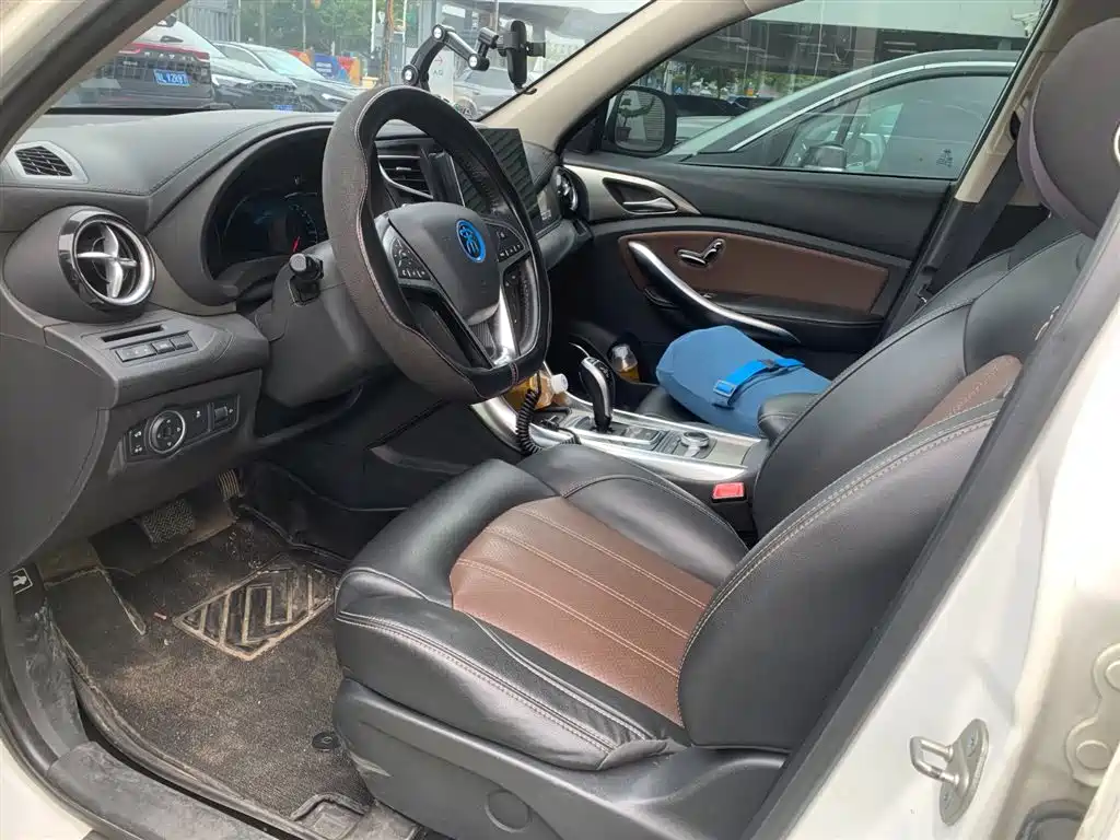 BYD Song New Energy 2017 Song DM 1.5TID Full-time 4WD Premium фото 7