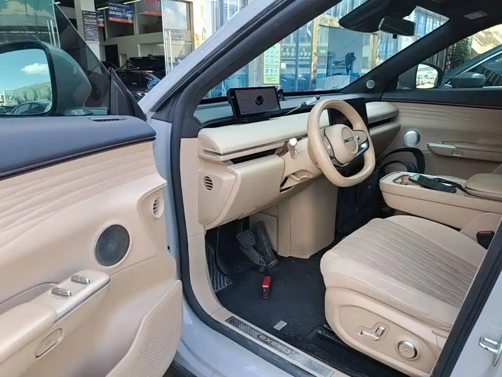 Exeed Exlantix ET 2024 2024 Extended Range 240 Ultra AWD