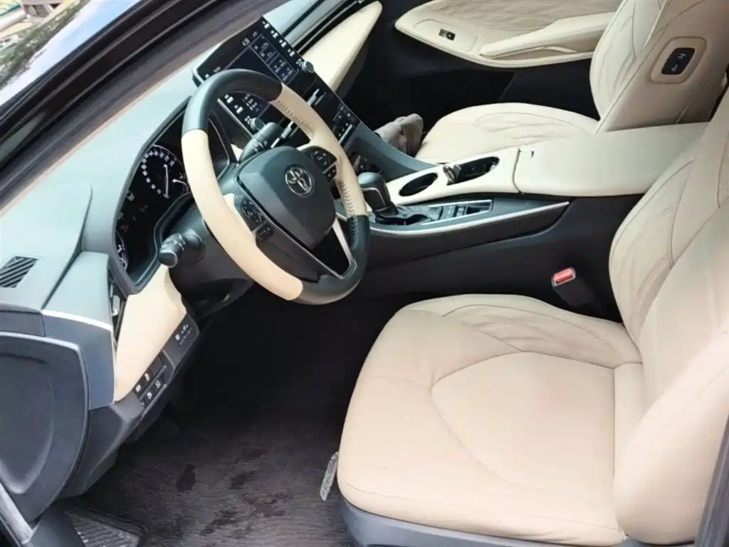 Toyota Avalon 2019 Hybrid 2.5L XLE Premium Edition China VI фото 15
