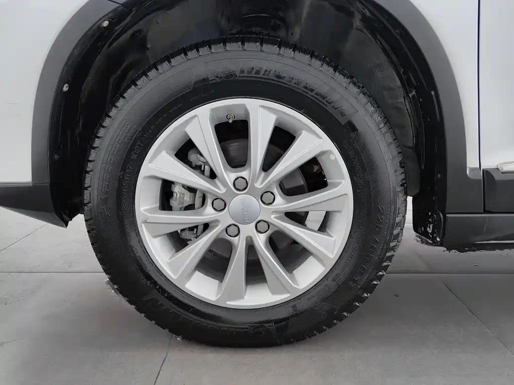 Фото 17 - Haval H6