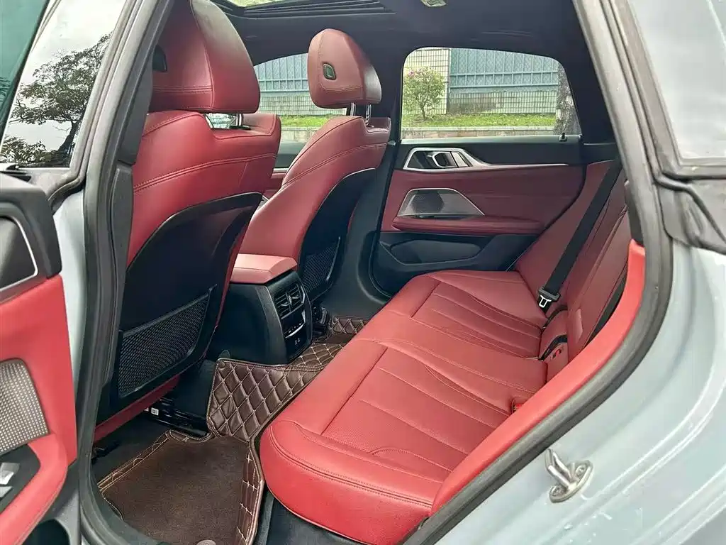 BMW 4 Series 2023 425i Gran Coupe M Sport Shadowline Package фото 17