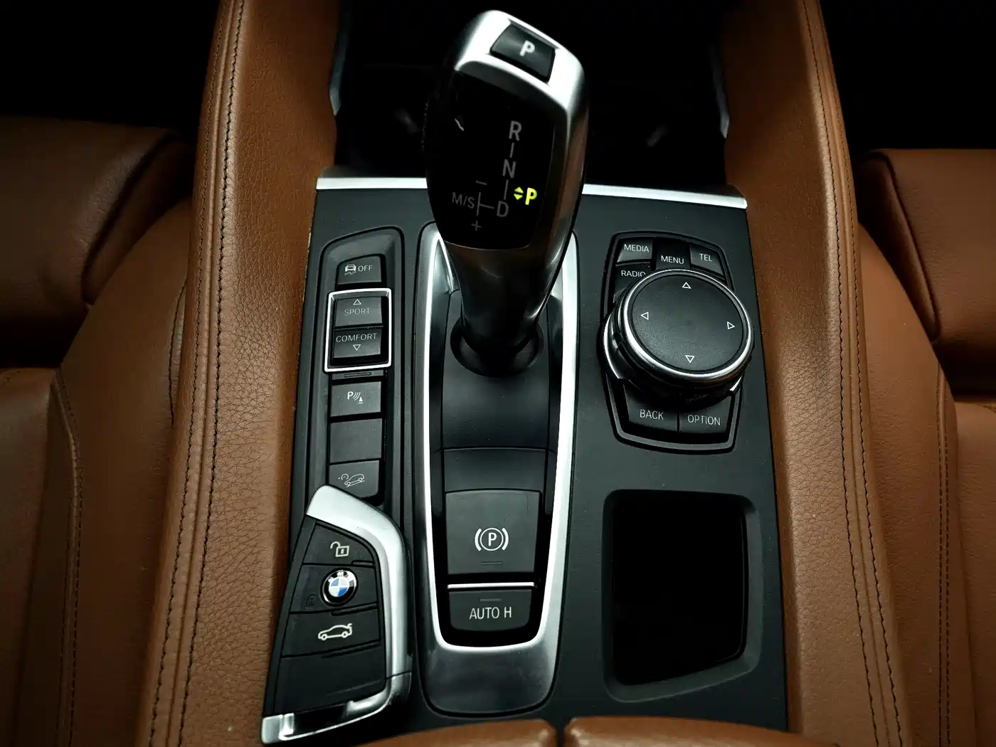 BMW X6 2017 xDrive28i фото 27