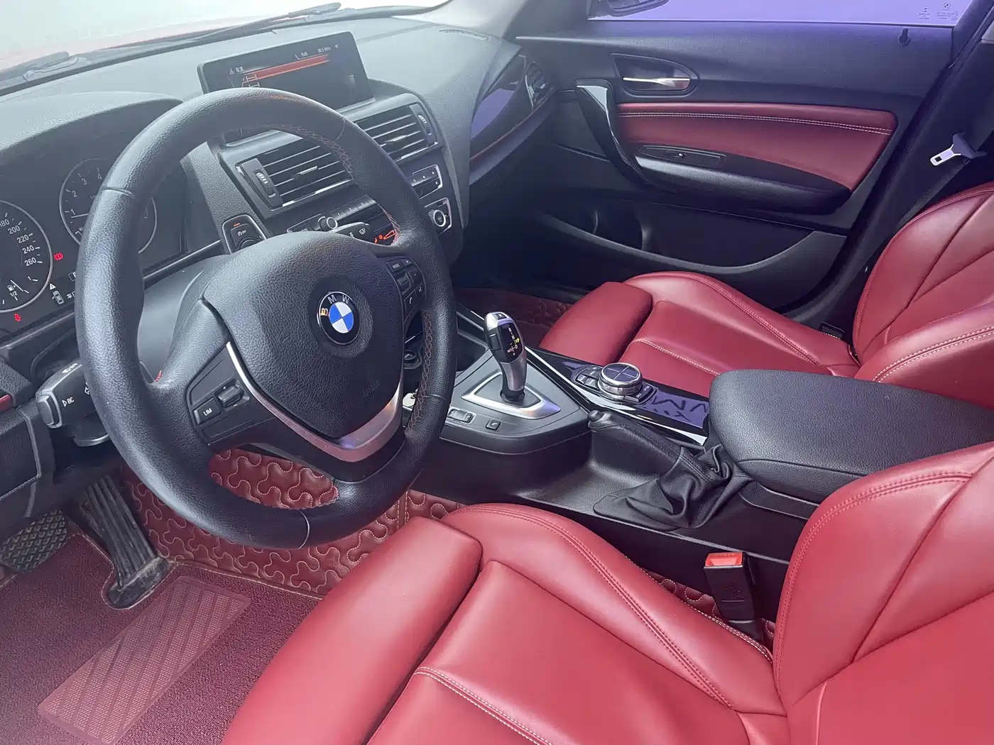 BMW 1 Series (Import) 2013 Facelift 118i Sport Model фото 8