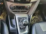 Фото 16 - Ford Focus