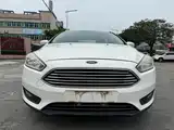Фото 2 - Ford Focus