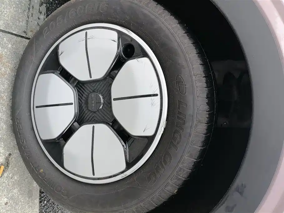 GEELY GALAXY STAR WISH