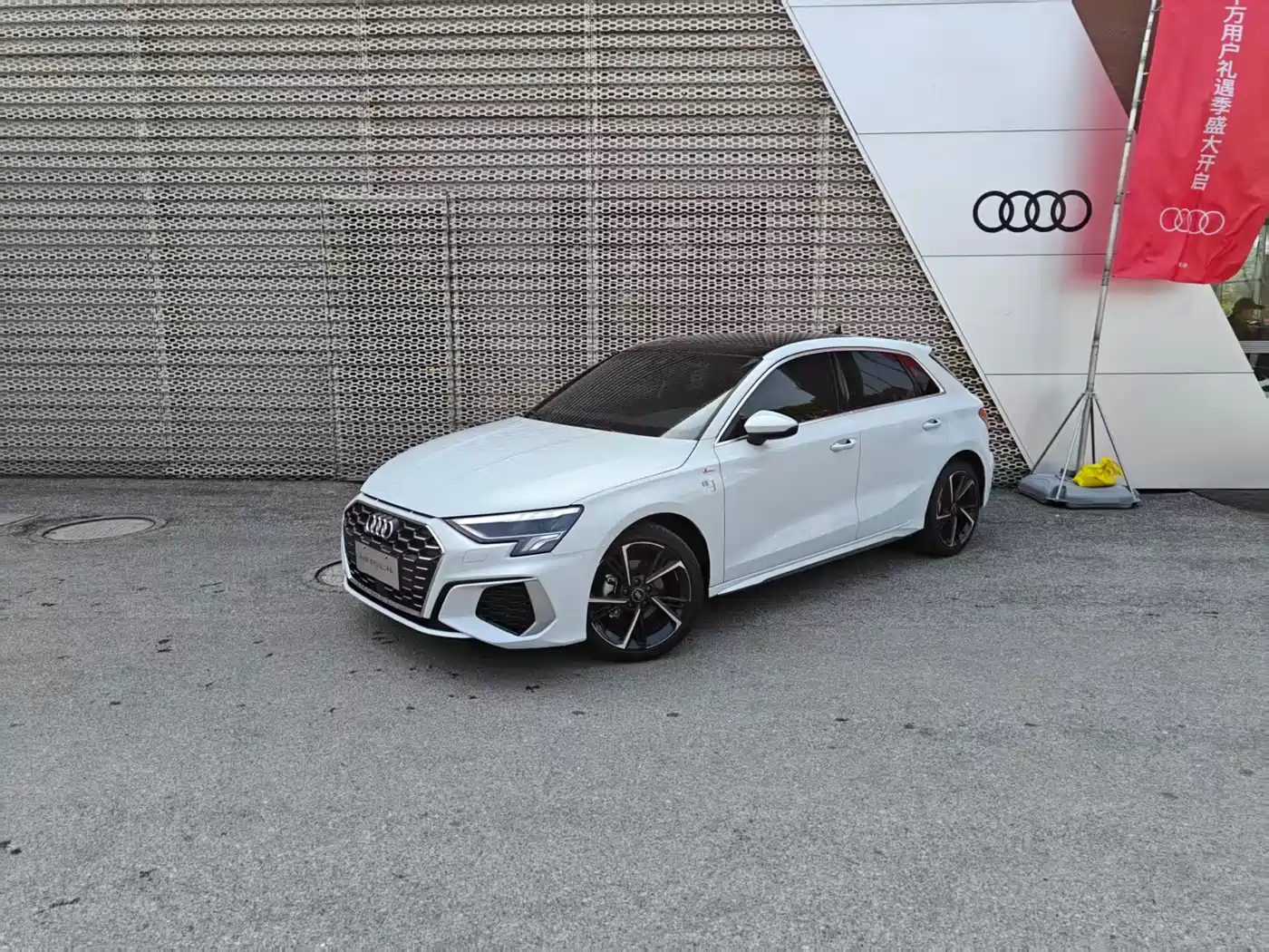Audi A3 2024 Model Sportback 35 TFSI Fashion Sport