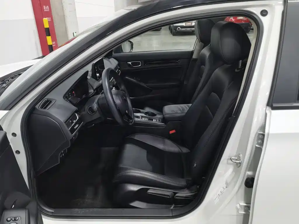 Photo 10 - Honda Civic