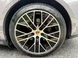 صورة 24 - Porsche Taycan