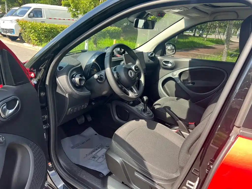 smart forfour 2018 2018 1.0L 52kW Passion Edition
