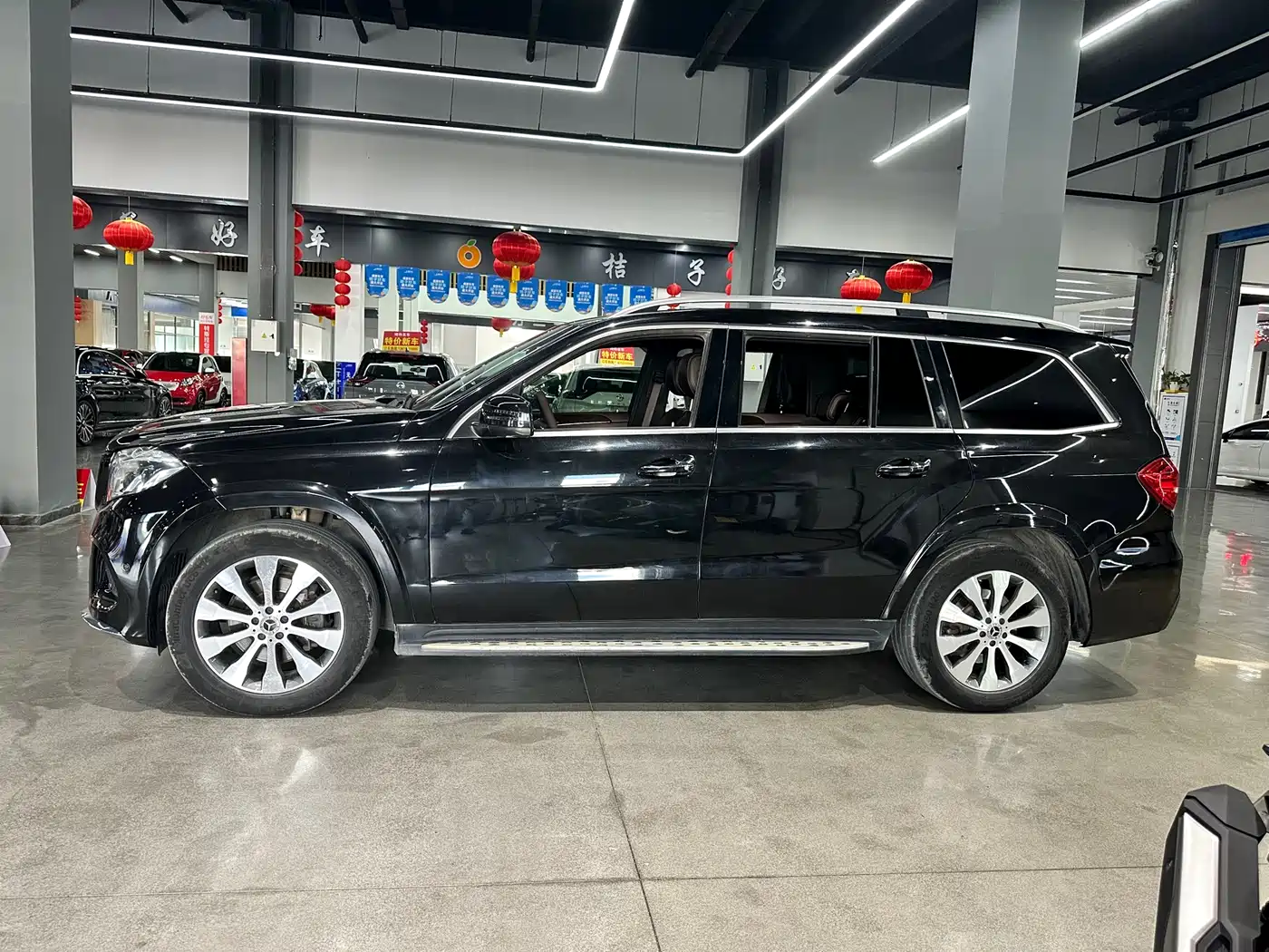 Mercedes-Benz GLS 2018 Facelift GLS 400 4MATIC Sport фото 4