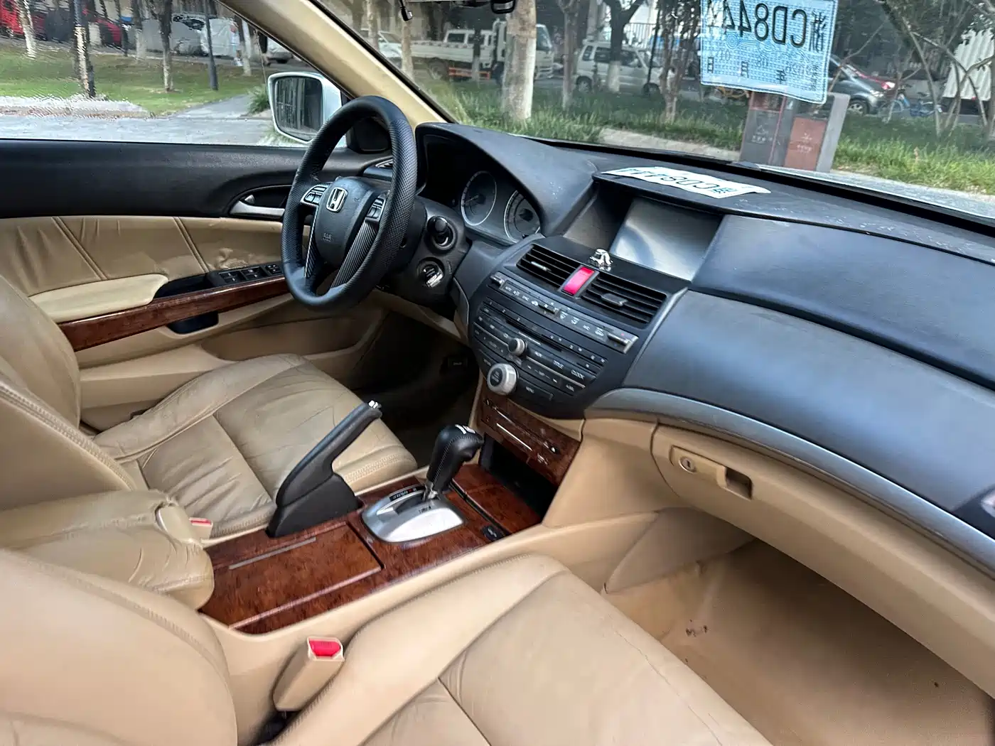 Фото 19 - Honda Accord