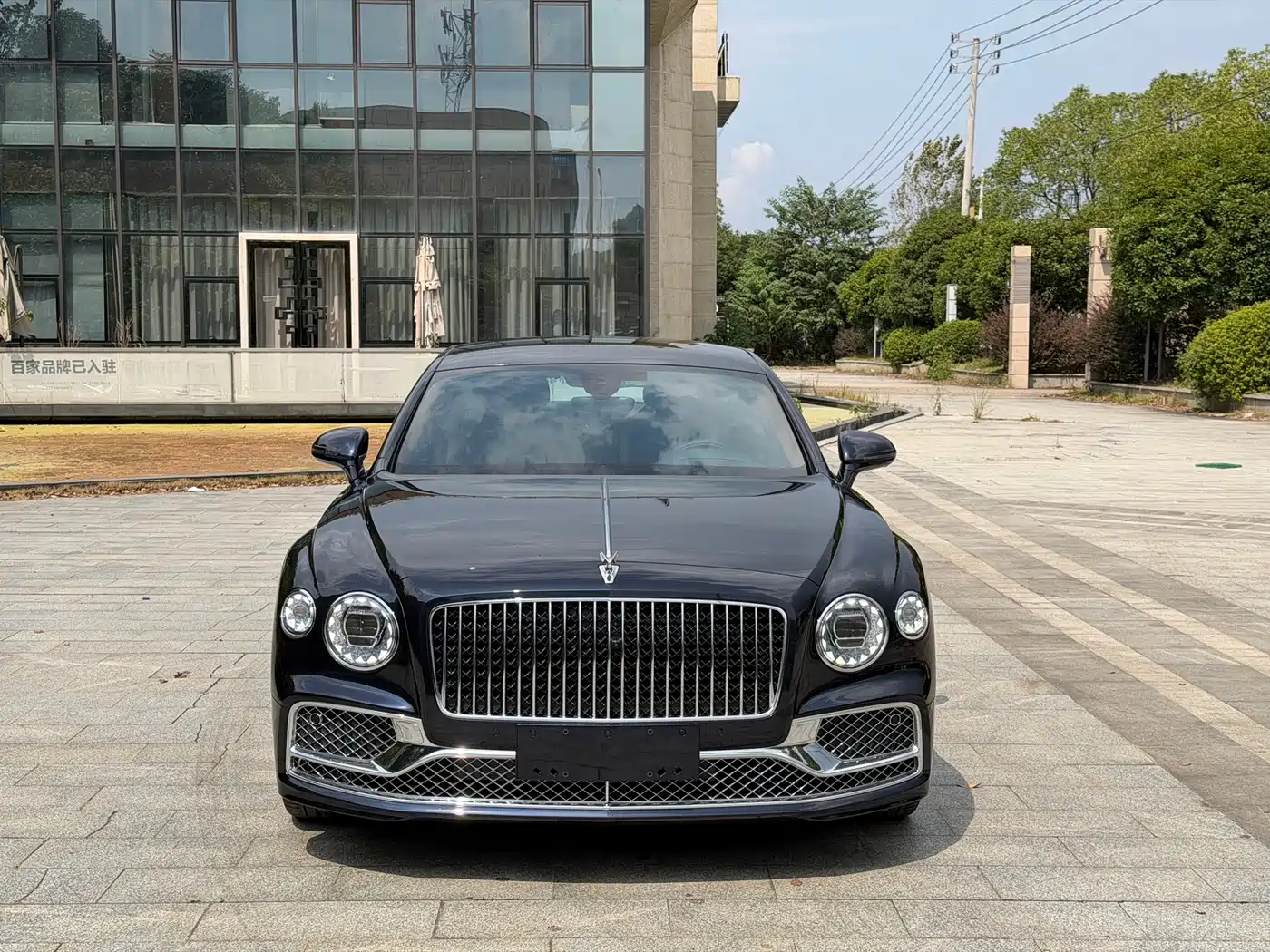 Bentley Flying Spur Plug-in Hybrid 2022 — пригон из Китая