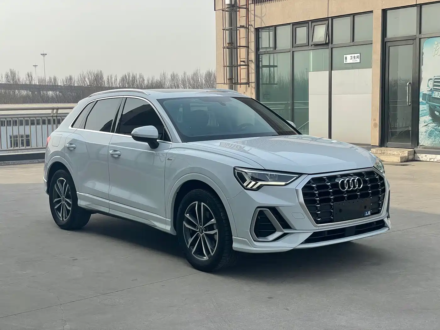 Audi Q3 2022 35 TFSI Progressive Dynamic фото 3