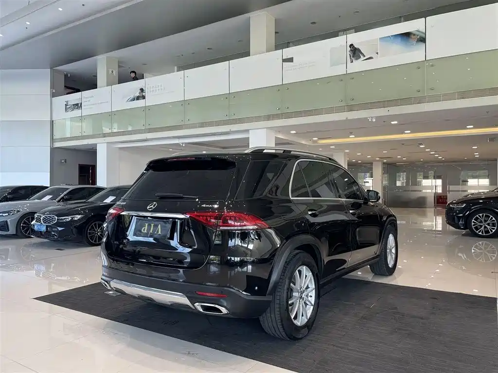 MERCEDES-BENZ GLE