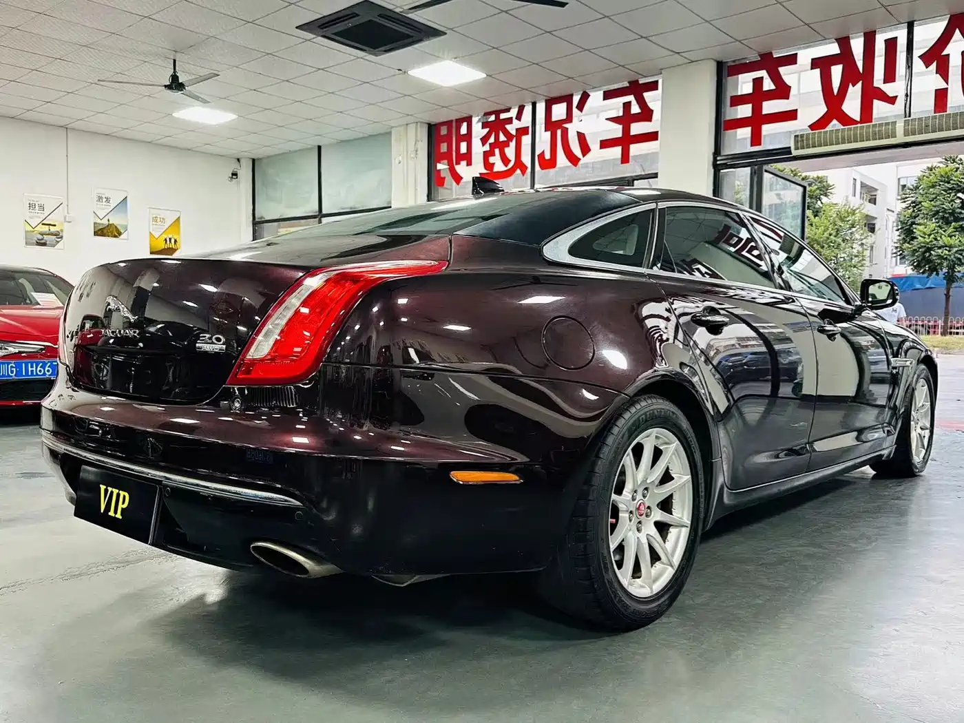 Jaguar XJ 2017 2016 XJL 2.0T 2WD Elegance Business Edition