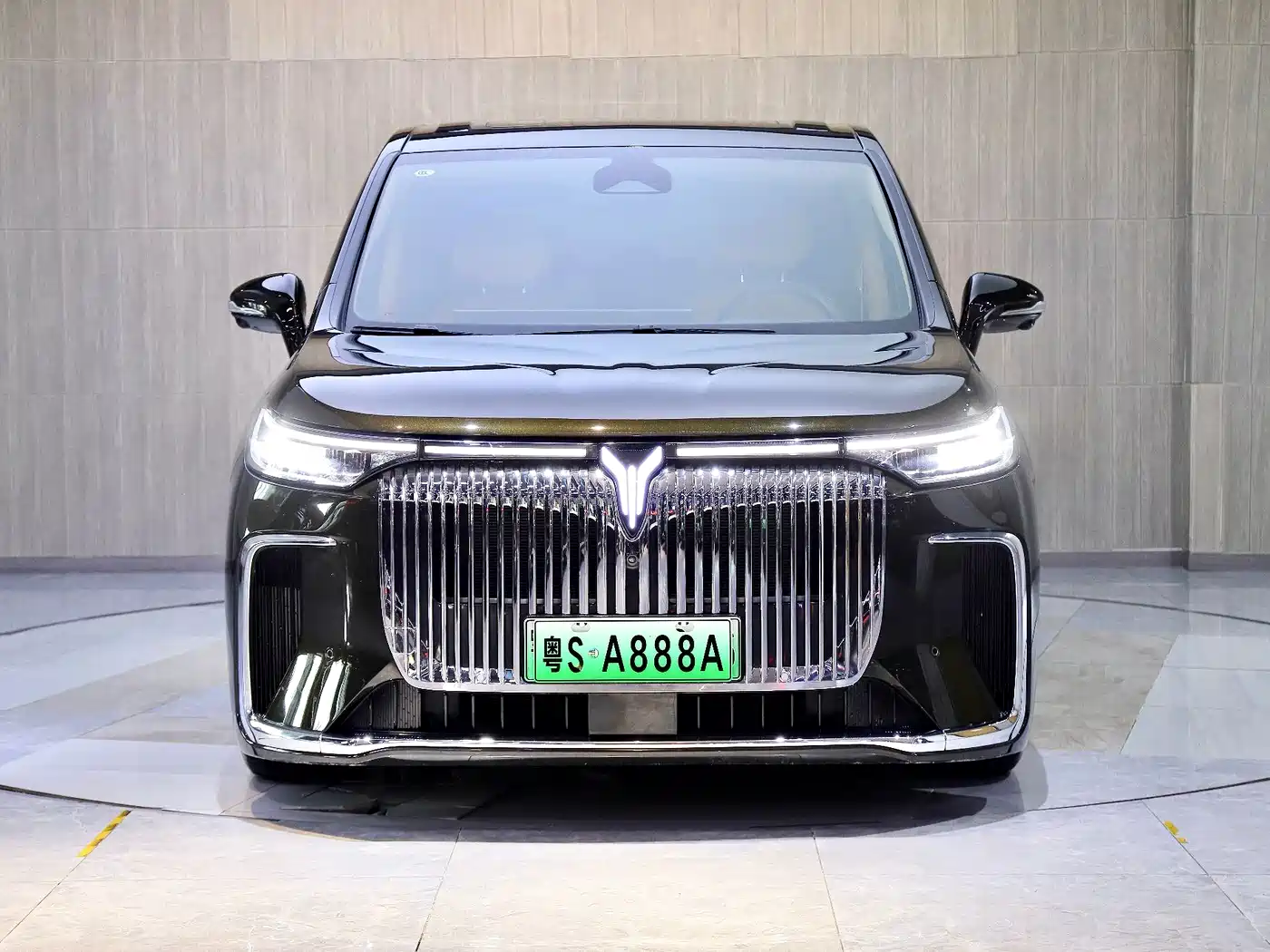 Voyah Auto Voyah Dreamer 2025 PHEV AWD Flagship Kunpeng Edition фото 6