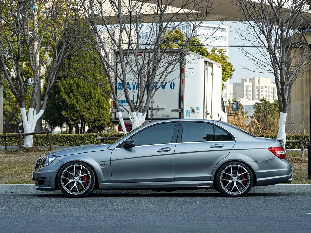 Mercedes-Benz C-Class AMG 2014 AMG C 63 Edition 507 фото 3